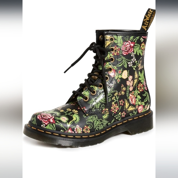 Dr. Martens Women's 1460 Bloom 8 Eye Boots Size 7 US - Picture 12 of 15